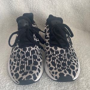 Adidas Leopard Tennis Shoes Size 7.5